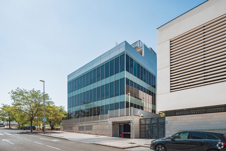 Calle de Marojal, 17, Madrid, Madrid en alquiler - Foto del edificio - Imagen 3 de 4