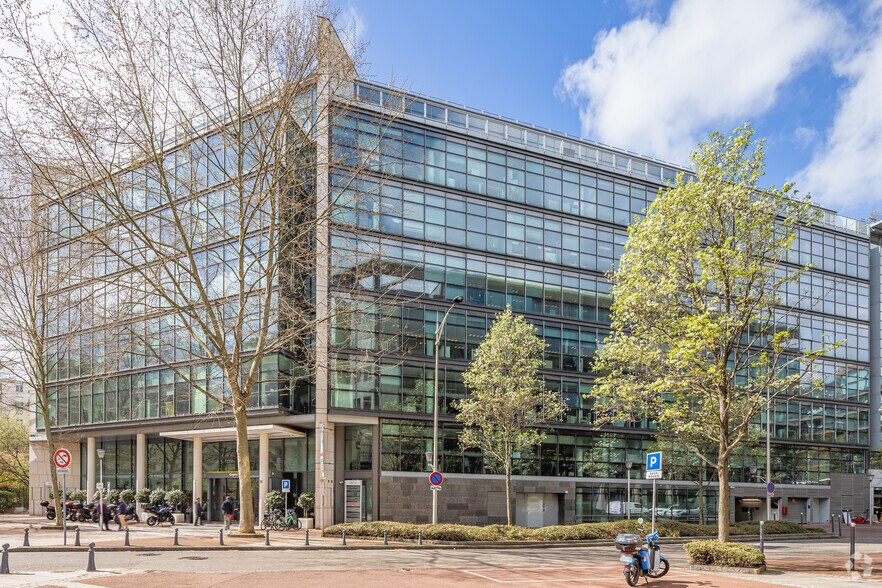 Oficina en Issy-les-Moulineaux en alquiler - Foto del edificio - Imagen 2 de 7