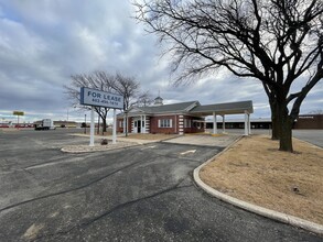 1407 Lake Ave, Storm Lake, IA en alquiler Foto del edificio- Imagen 2 de 8