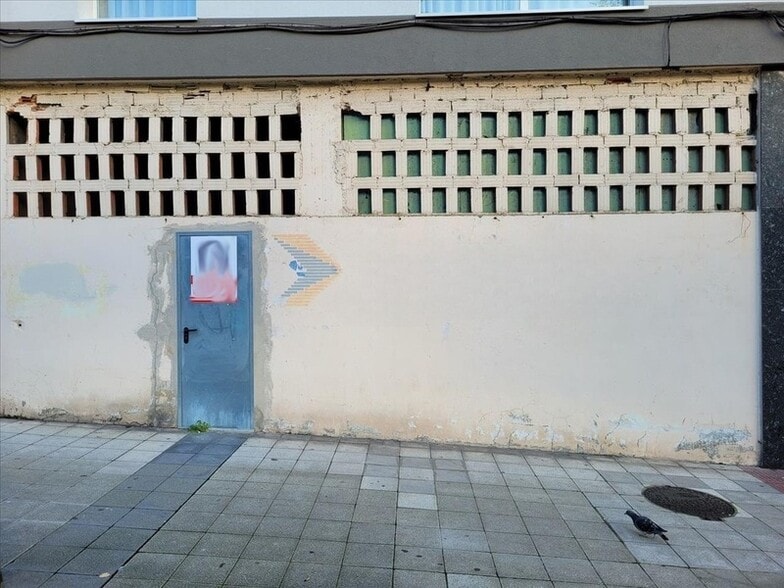 Calle de José Manuel Pedregal, Avilés, Asturias en venta - Foto del edificio - Imagen 3 de 13