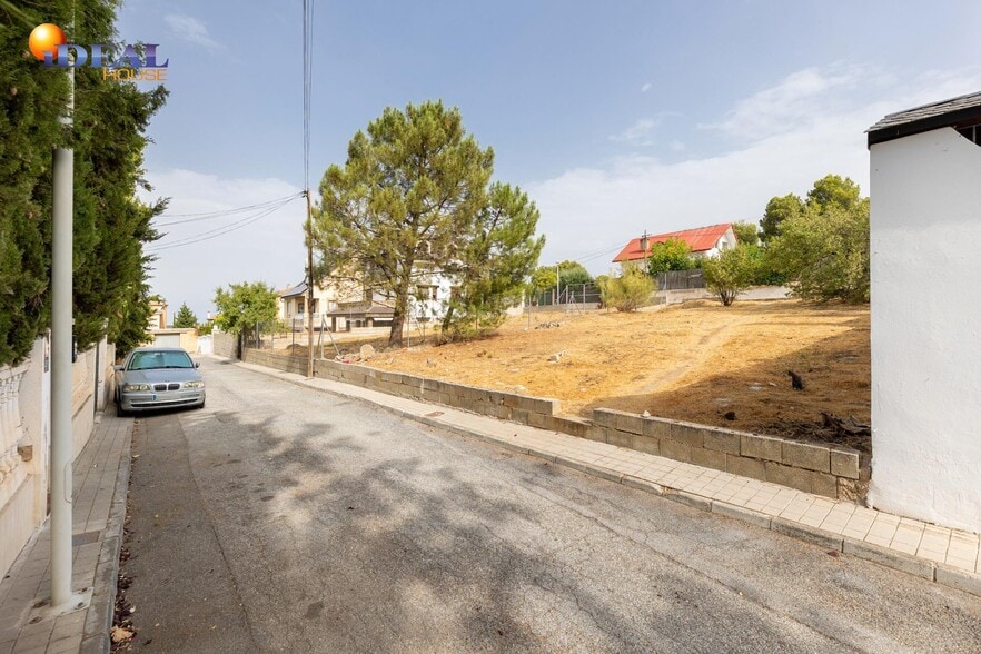 Calle Cerrillo Redondo, 166, La Zubia, Granada en venta - Foto del edificio - Imagen 2 de 14