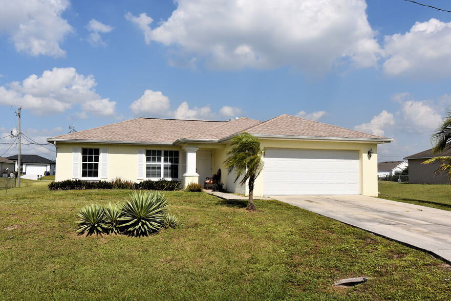 Portfolio of 7 SFH in Lehigh Acres cartera de 7 inmuebles en venta en LoopNet.es - Foto del edificio - Imagen 2 de 13