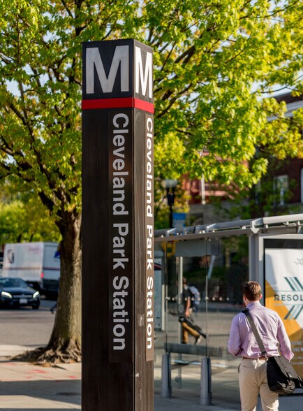 3500-3518 Connecticut Ave NW, Washington, DC en alquiler - Foto del edificio - Imagen 2 de 5