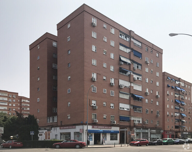 Calle Castilla la Nueva, 44, Fuenlabrada, Madrid en venta - Foto del edificio - Imagen 2 de 2