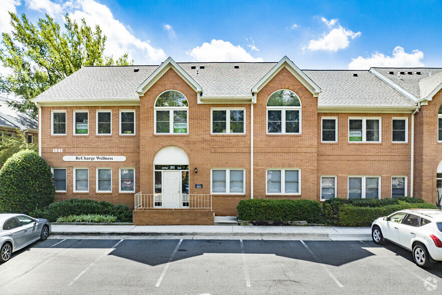 1041 Sterling Rd, Herndon, VA en alquiler - Foto del edificio - Imagen 2 de 7