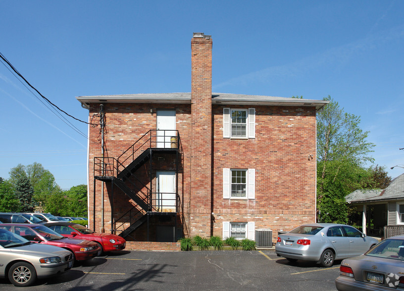 5830 N High St, Worthington, OH en alquiler - Foto del edificio - Imagen 3 de 40