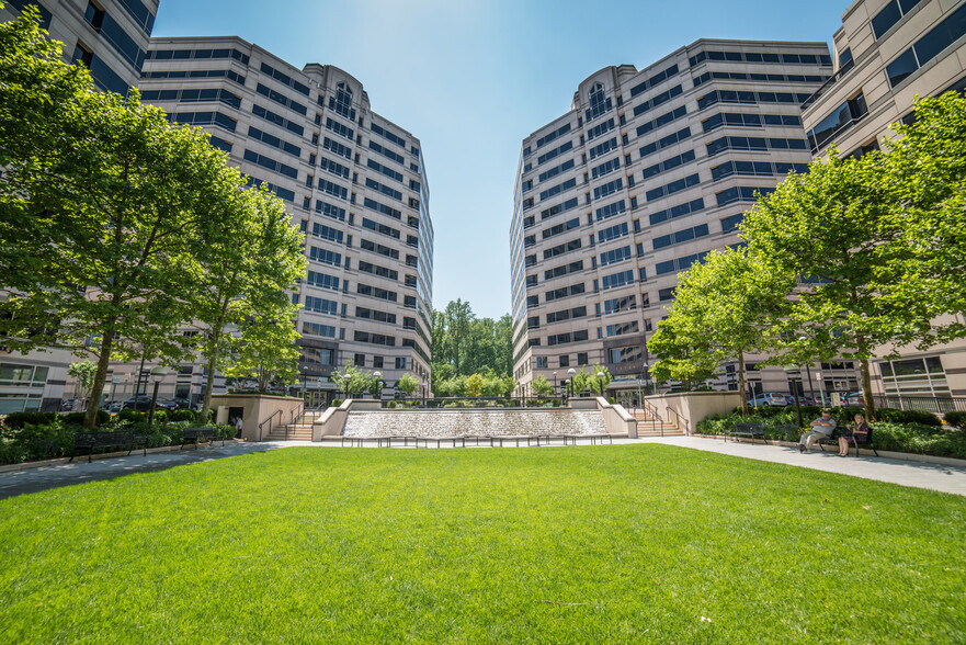 11700 Plaza America Dr, Reston, VA en alquiler - Foto del edificio - Imagen 1 de 47