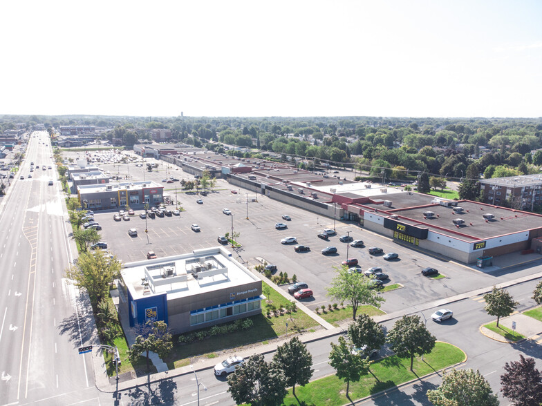 200 Blvd D’Anjou, Châteauguay, QC en alquiler - Vista aérea - Imagen 1 de 8