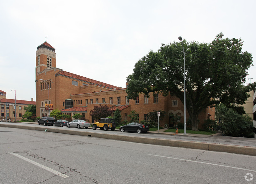 707 W 47th St, Kansas City, MO en alquiler - Foto del edificio - Imagen 2 de 2