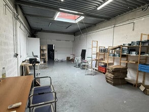 645 Rue Mayor De Montricher, Aix-en-Provence en venta Foto del interior- Imagen 1 de 4