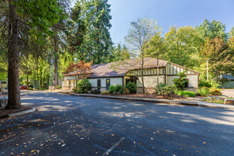 4309 SW Oakridge Rd, Lake Oswego, OR en venta Foto del edificio- Imagen 2 de 17