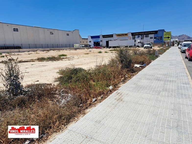 Terreno en Almoradí, Alicante en venta - Foto del edificio - Imagen 3 de 5