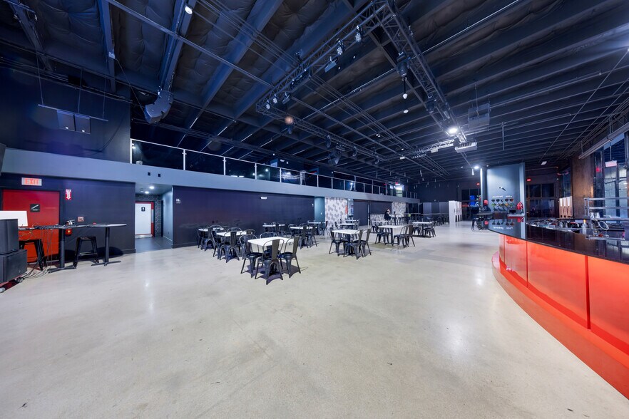 1360 NW 88th Ave, Doral, FL en venta - Foto del interior - Imagen 3 de 90