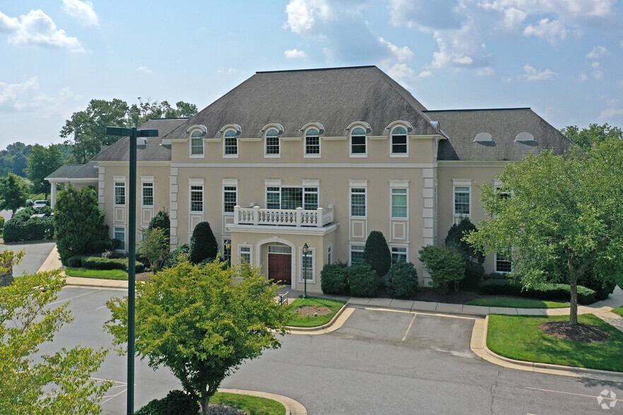 4510 Weybridge Ln, Greensboro, NC en alquiler - Foto del edificio - Imagen 2 de 7