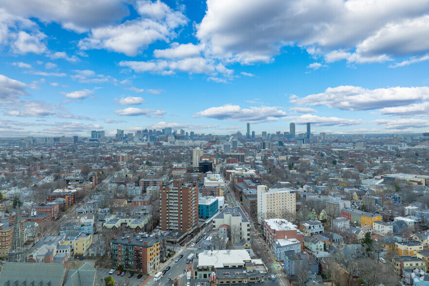 1105 Massachusetts Ave, Cambridge, MA en alquiler - Vista aérea - Imagen 3 de 3