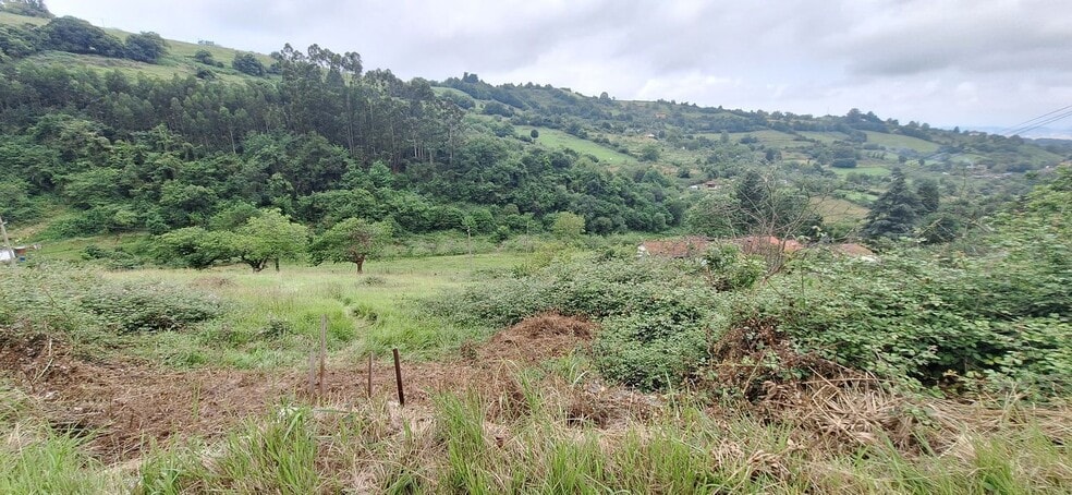 Camín del Pioyu, S/N, Gijón, Asturias en venta - Foto del edificio - Imagen 3 de 22