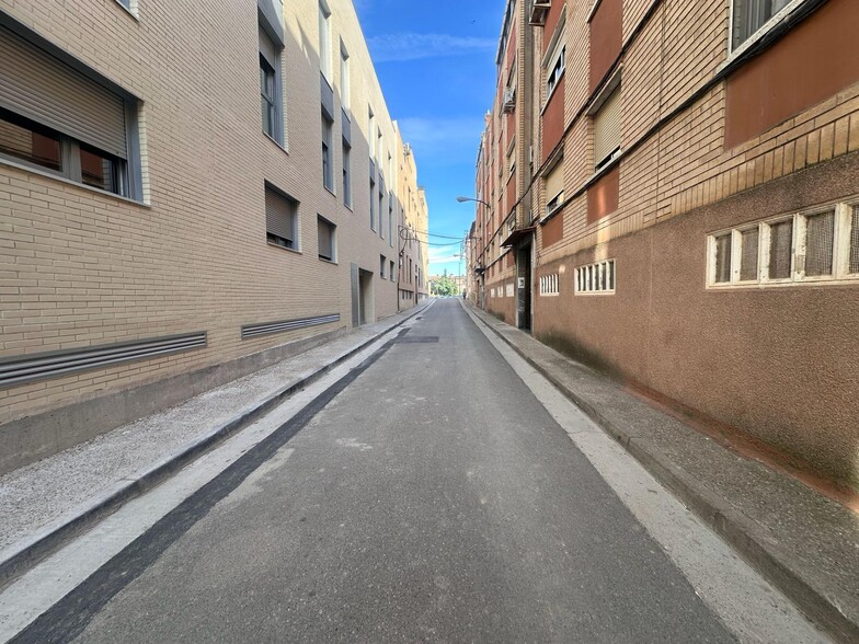 Local en Zaragoza, Zaragoza en venta - Foto del edificio - Imagen 3 de 15