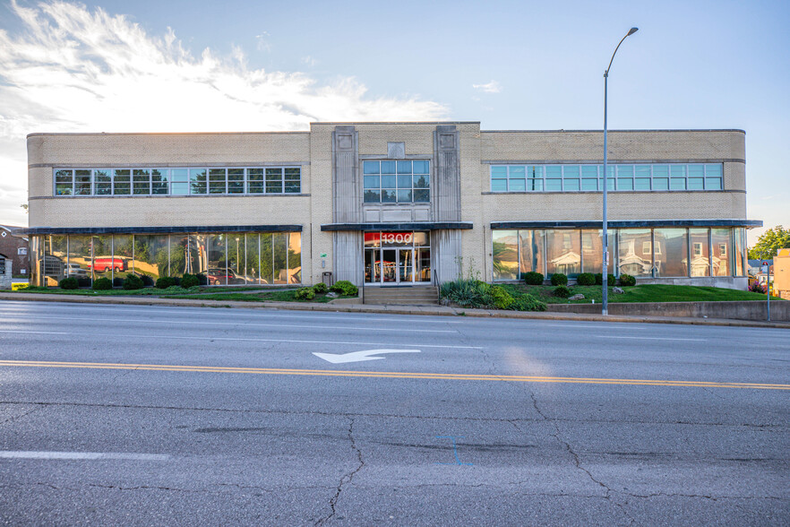 1300 Hampton Ave, Saint Louis, MO en alquiler - Foto del edificio - Imagen 1 de 7