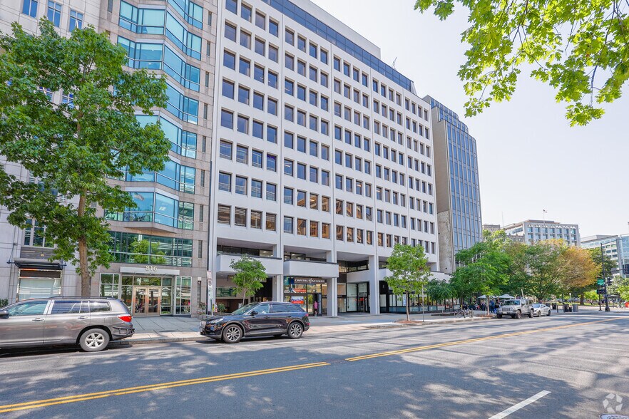 818 Connecticut Ave NW, Washington, DC en alquiler - Foto del edificio - Imagen 2 de 15