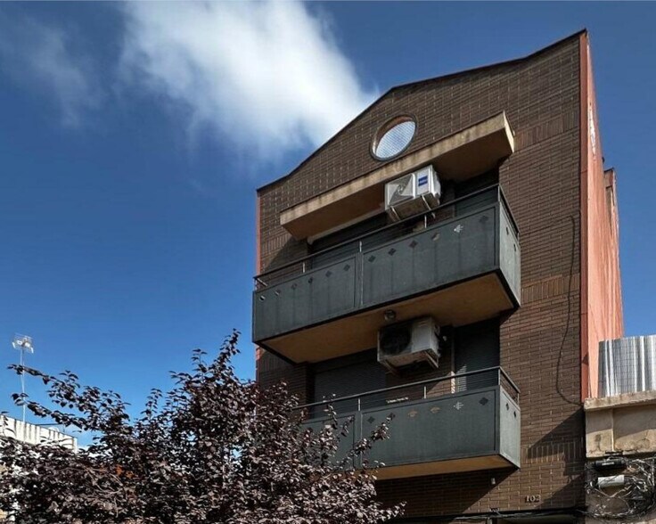 Edificio residencial en Barcelona, Barcelona en venta - Foto del edificio - Imagen 2 de 41