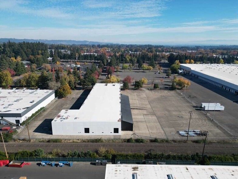 29125 SW Casting St, Wilsonville, OR en alquiler - Foto del edificio - Imagen 3 de 6