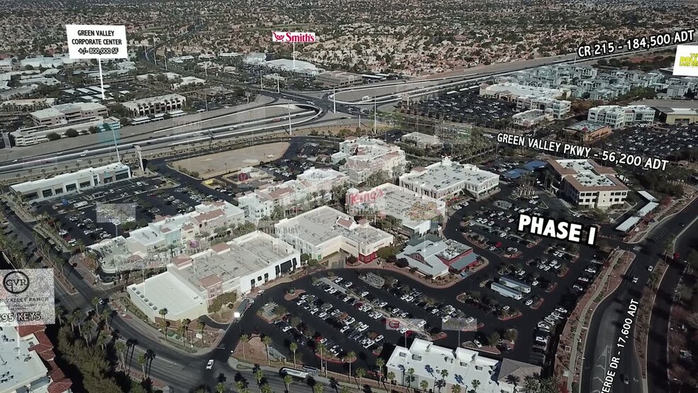 100-190 S Green Valley Pky, Henderson, NV en alquiler - Vídeo de anuncio comercial - Imagen 2 de 6