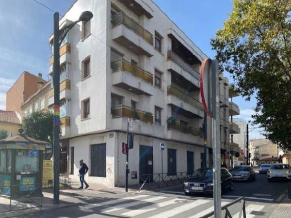 Más detalles de Plaza Constitución, 5, Getafe - Edificio residencial​ en venta