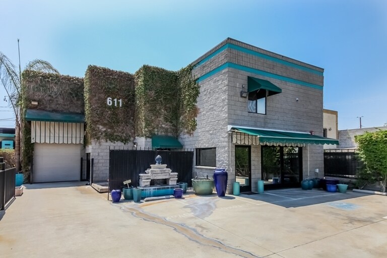 611 S Glenwood Pl, Burbank, CA en venta Foto principal- Imagen 1 de 1