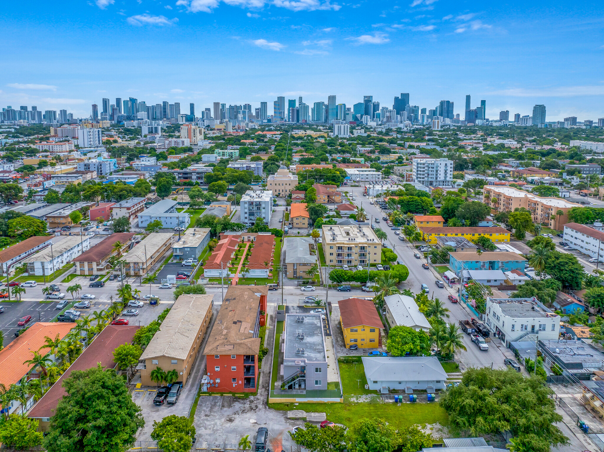 225 SW 18th Ave, Miami, FL en venta Foto del edificio- Imagen 1 de 24