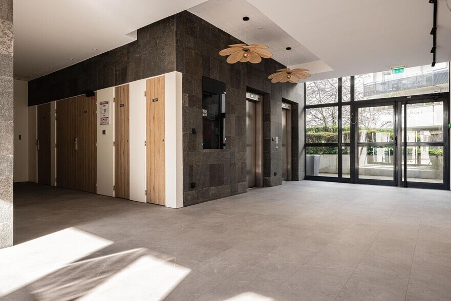 63 Rue André Bollier, Lyon en venta - Vestíbulo - Imagen 2 de 7