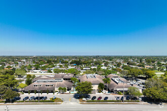 7041-7111 W Commercial Blvd, Tamarac, FL - vista aérea  vista de mapa - Image1