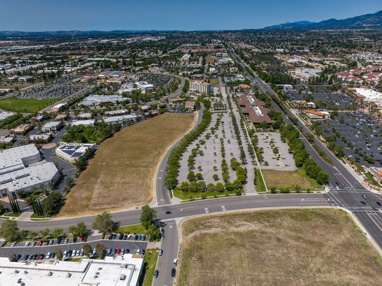 Eucalyptus St, Rancho Cucamonga, CA en venta - Foto del edificio - Imagen 3 de 6