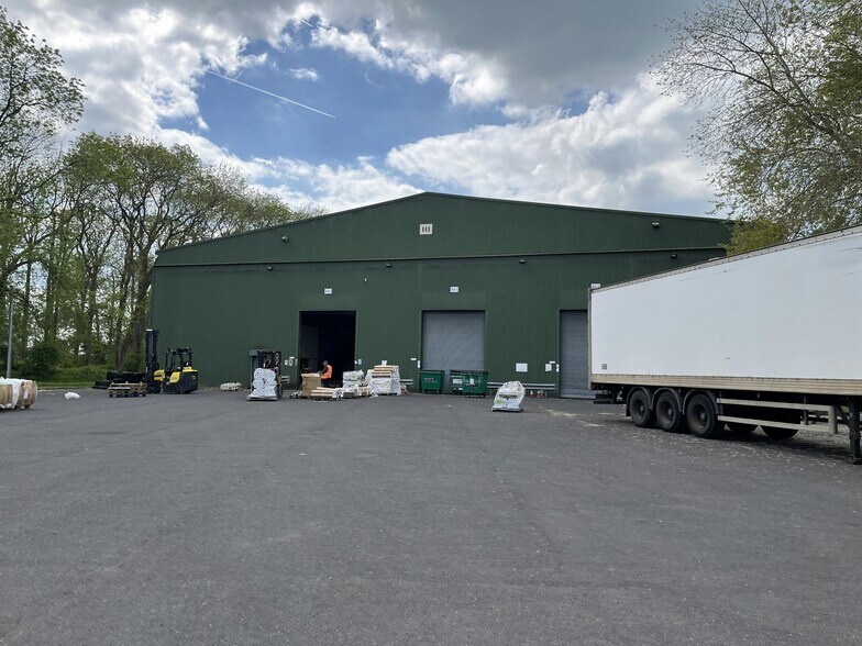 Ashendon Rd, Westcott en alquiler - Foto del edificio - Imagen 2 de 31