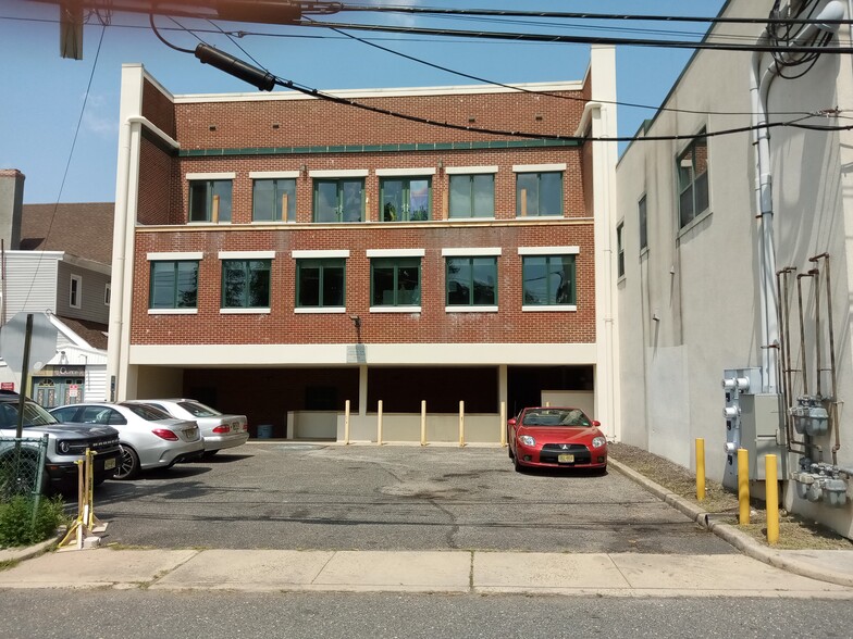 65 Monmouth St, Red Bank, NJ en alquiler - Foto del edificio - Imagen 2 de 11