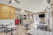 Interior local