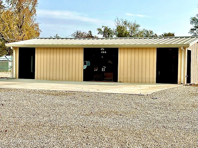 204-206 Buckeye Ave, Abilene, KS en alquiler Foto del edificio- Imagen 1 de 8