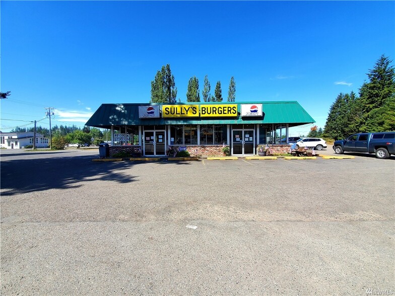 220 N Forks Ave, Forks, WA en venta - Foto principal - Imagen 1 de 6