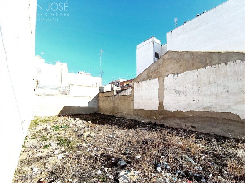 Terreno en Elche, Alicante en venta - Foto de la construcción - Imagen 2 de 3