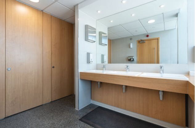 97-109 Uxbridge Rd, London en alquiler - Foto del edificio - Imagen 2 de 5