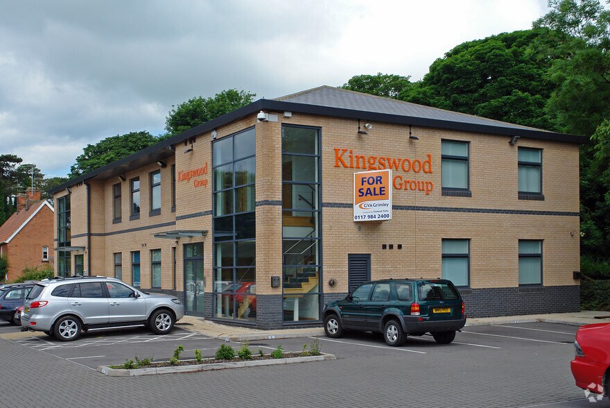 Stirling Rd, Swindon en alquiler - Foto del edificio - Imagen 2 de 2