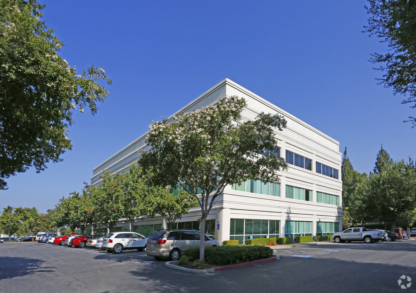 393 Blossom Hill Rd, San Jose, CA en alquiler - Foto del edificio - Imagen 3 de 8