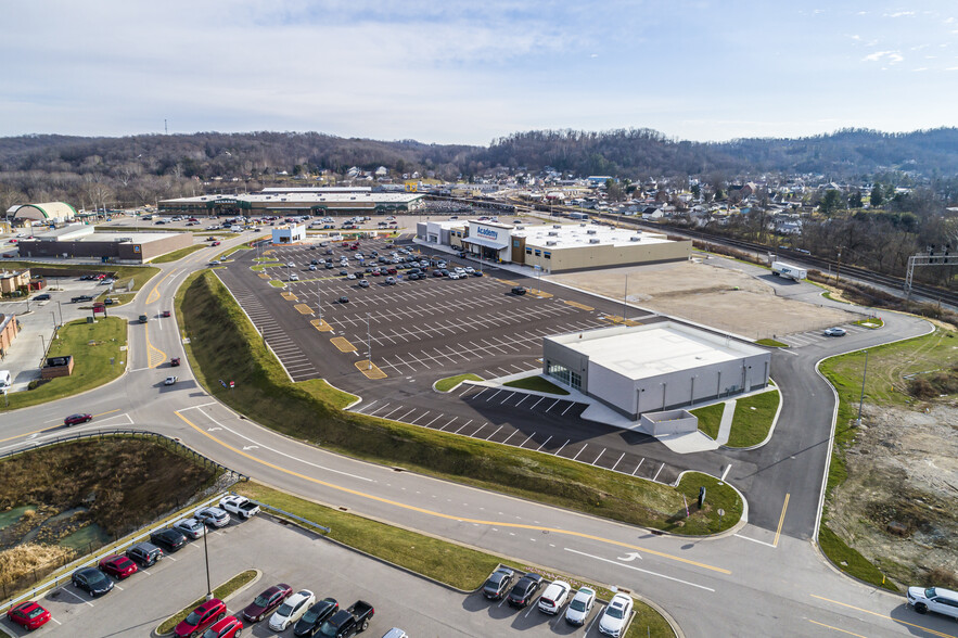 31 Tanyard Station Dr, Barboursville, WV en alquiler - Foto del edificio - Imagen 3 de 13