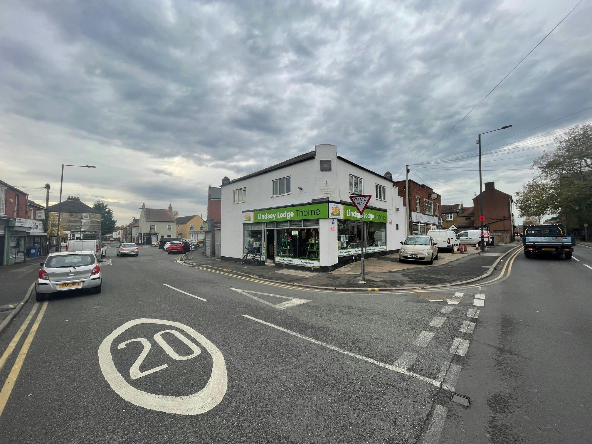 22 The Green, Thorne en venta Foto del edificio- Imagen 1 de 10