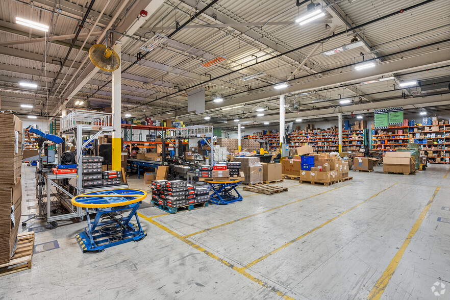 500 Bic Dr, Milford, CT en alquiler - Foto del interior - Imagen 3 de 23