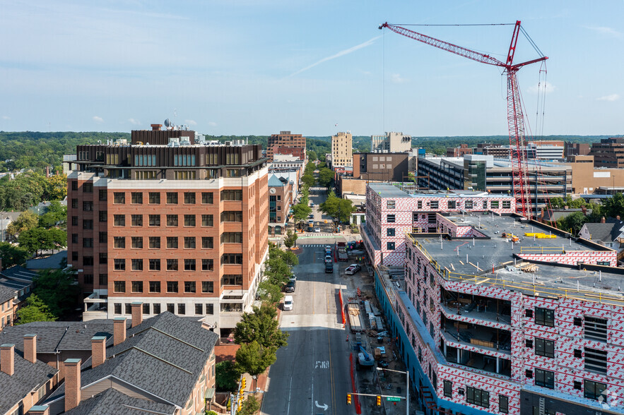 414 S Main St, Ann Arbor, MI en alquiler - Vista aérea - Imagen 3 de 4