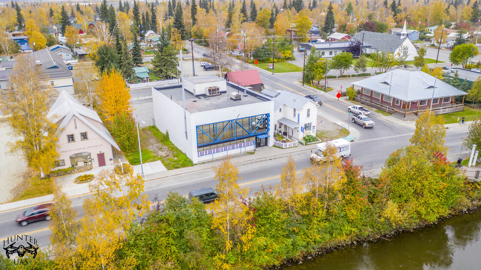 819 First Ave, Fairbanks, AK en venta - Foto del edificio - Imagen 1 de 5