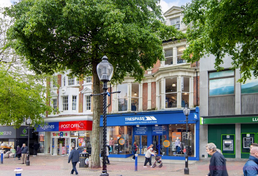 106-108 Terminus Rd, Eastbourne en venta - Foto del edificio - Imagen 3 de 3