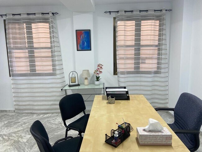 Más detalles de Oficina en alquiler