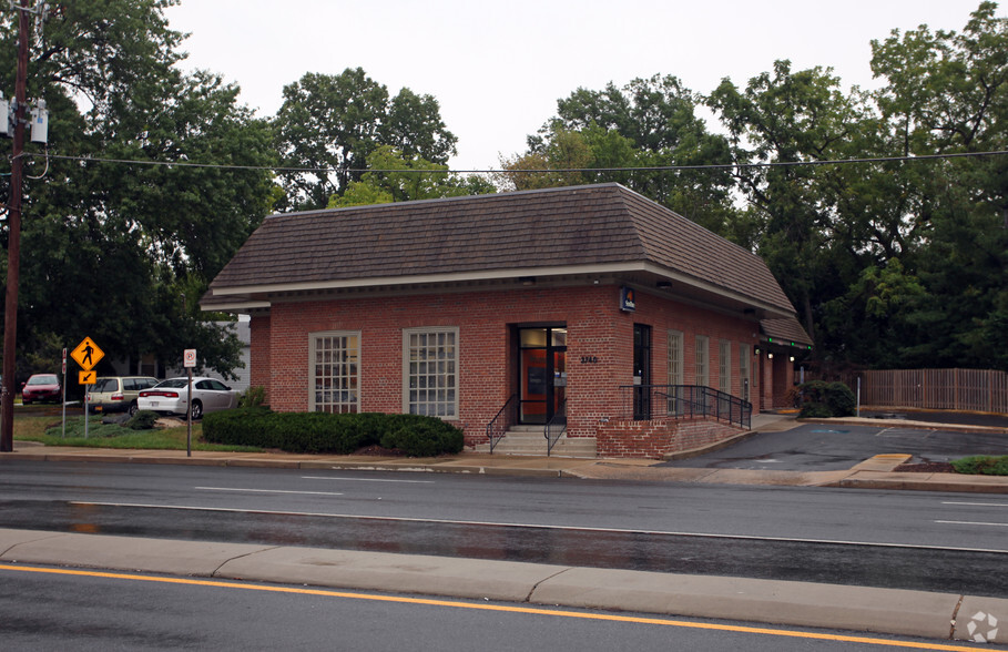 3740 University Blvd, Kensington, MD en alquiler - Foto del edificio - Imagen 1 de 3