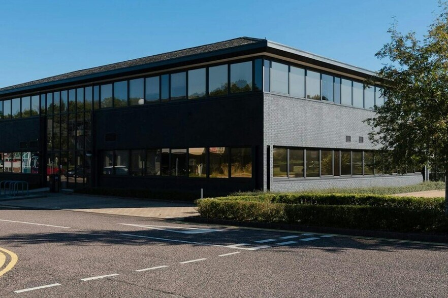 Crockford Ln, Chineham en alquiler - Foto del edificio - Imagen 3 de 3